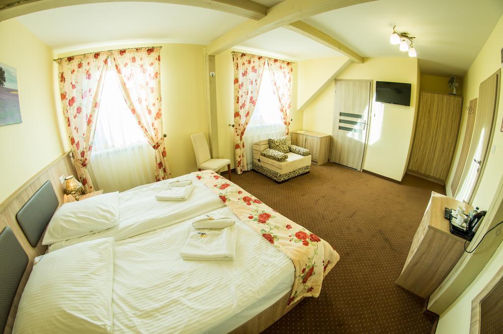 斯洛内兹尼港住宿加早餐旅馆 Mikołajki 外观 照片